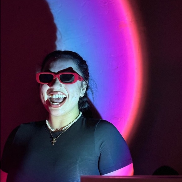 Amsterdam Style Techno Sunglasses (colors available) - Picture 3 of 3